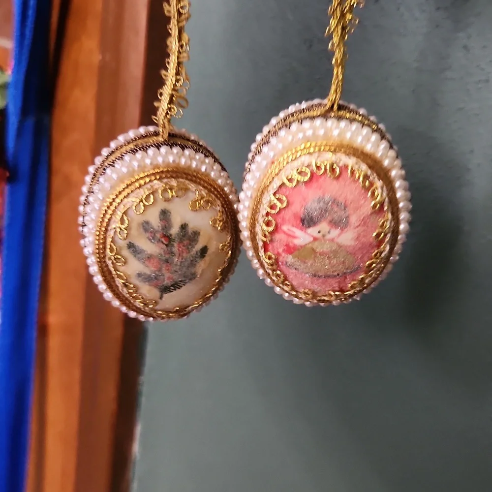 Handmade Colorful Beaded Ornaments - Picture 5 of 7